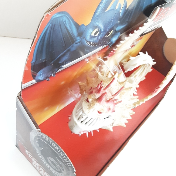 Dreamworks Dragons Defenders of Berk Screaming Death Dragon Action Figure - Picture 3 of 10